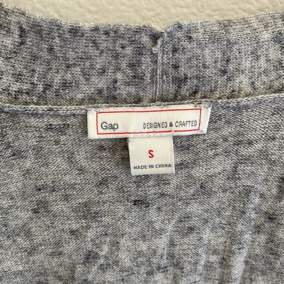 GAP cardigan - Picture 2 of 3